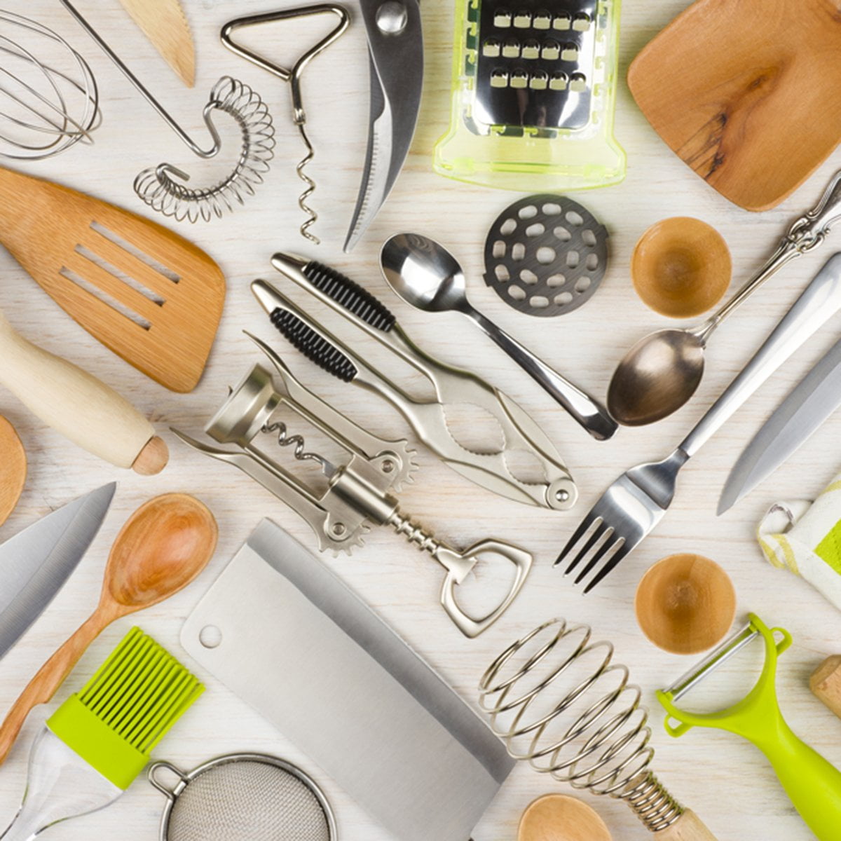 List of Everyday Kitchen Items You Should Have